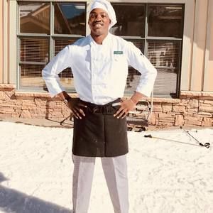 Meet your Posher, Ebere